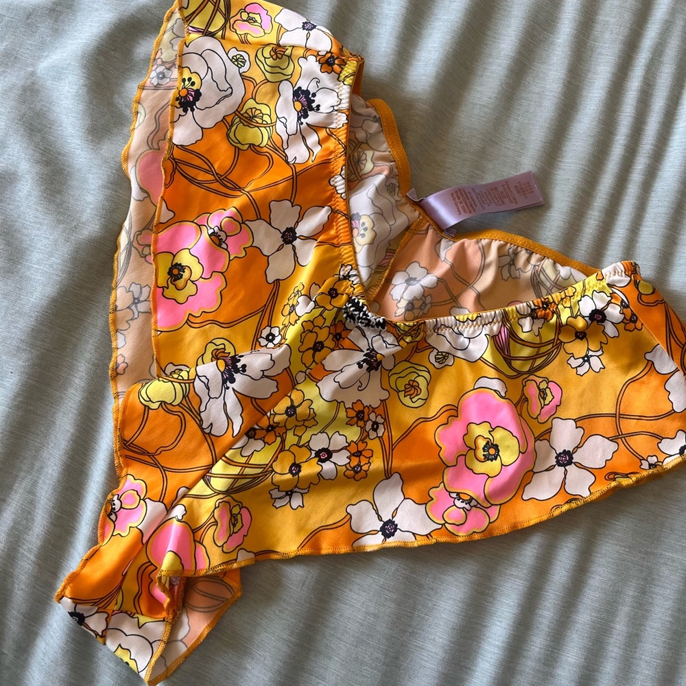 X-Small Savage Fenty X Mod Poppy Stretch-Satin Tap Short